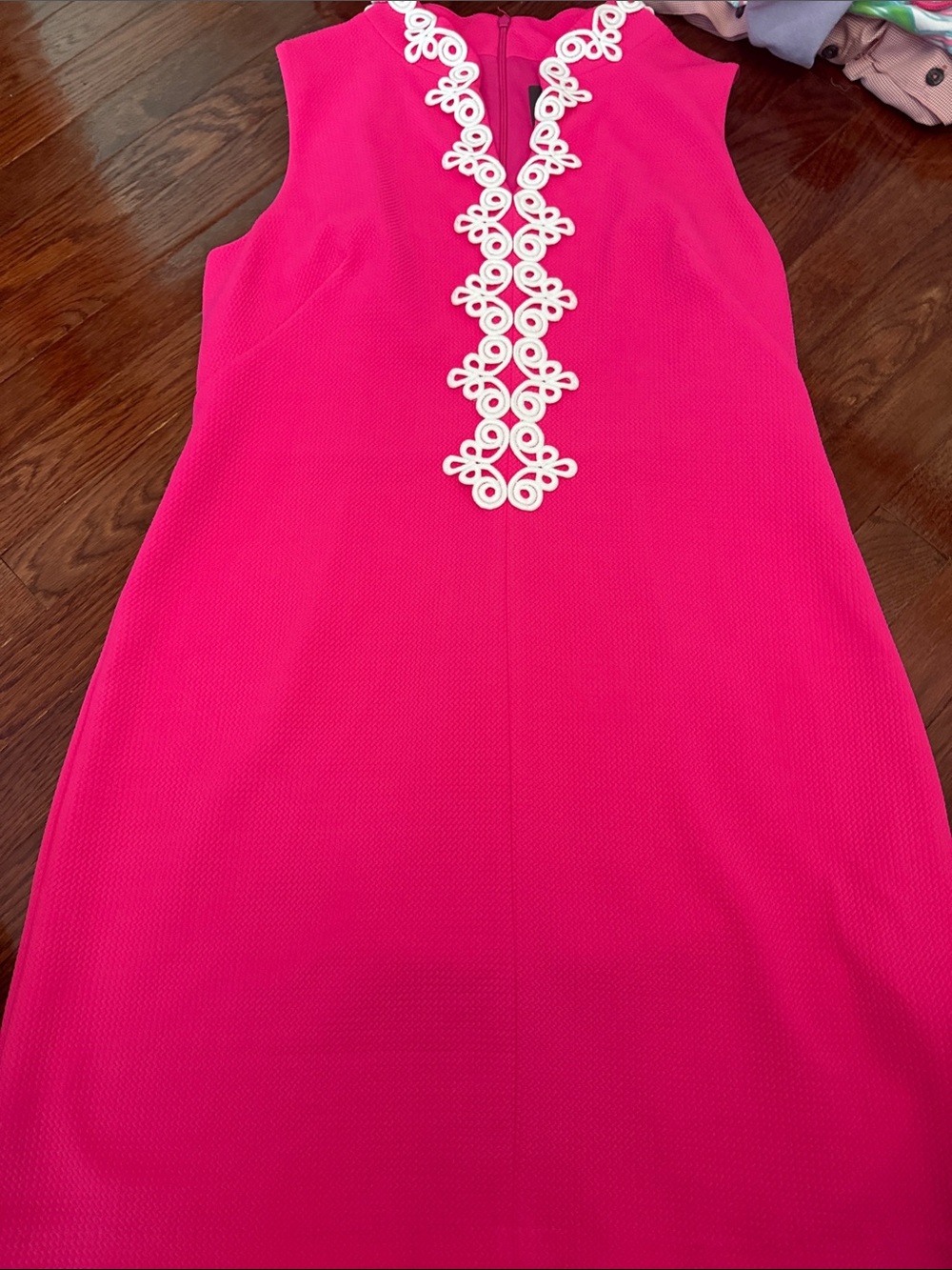 Vince Camuto Hot Pink Sleeveless Mini Dress with White Appliqué